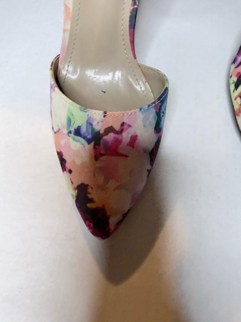 Dream Pairs Multicolor Floral Pointed-Toe Ankle-Strap Heels - Picture 4 of 8